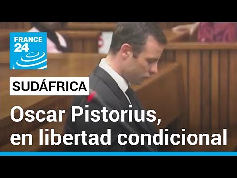 El exatleta paralímpico Oscar Pistorius salió de la cárcel y fue puesto bajo libertad condicional