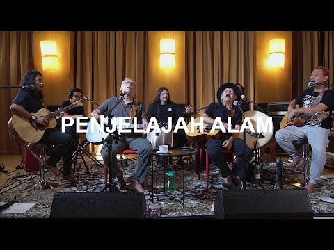 Iwan Fals x Sawung Jabo - Penjelajah Alam | TikTok Live
