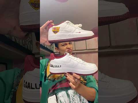 Customizing Nike shoes  #nikes #customshoes