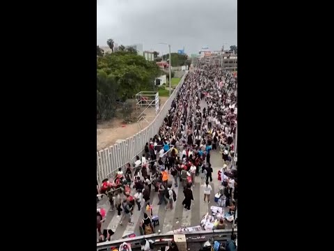 BTS fans form kilometer-long queues for Peru debut show