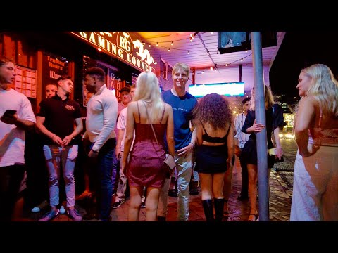 Vibrant Australian Nightlife on The East Coast || The Fortitude Valley