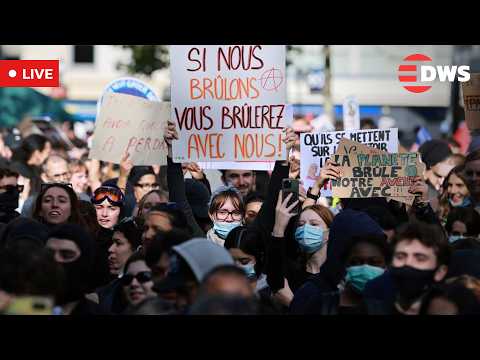LIVE: Paris Students Join Yellow <strong>Vest</strong> Protesters In March Over Rising Living Costs | DWS News | AM14