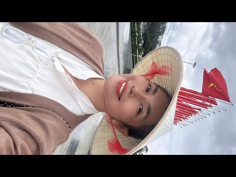 Cô Năm Cà Mau Quay Trở Lại Với Món Gỏi Cuốn Mắm Nêm Ngày Mưa Bão