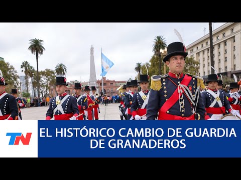 EL HISTORICO CAMBIO DE GUARDIA DE GRANADEROS