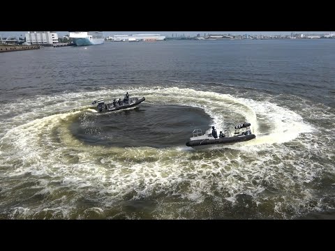 特別警備隊の訓練公開　第４管区海上保安本部
