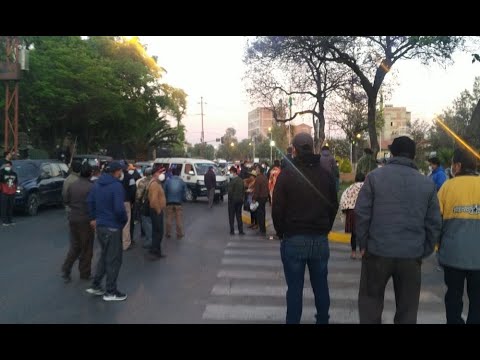 Cochabamba: Dirigentes de Transporte libre protestan por nuevas rutas en la Gobernación