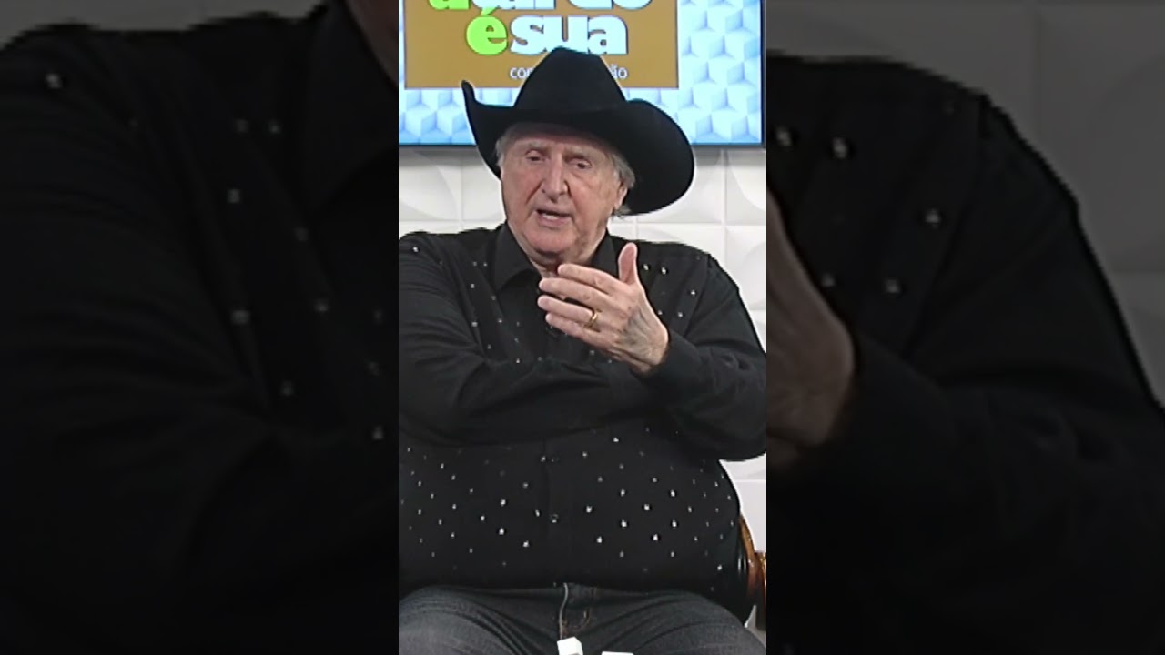 Sérgio Reis revela que já fez apresentação nu: “Foi uma farra”