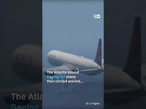 Delta Airlines plane engine catches fire after takeoff from LA | DW News
