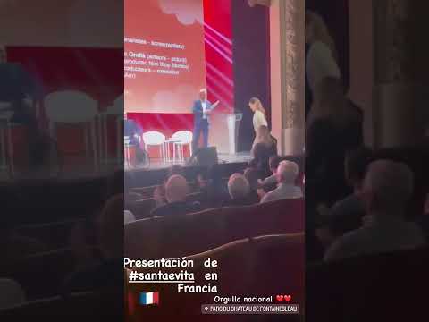Natalia Oreiro en la presentación de Santa Evita en Francia