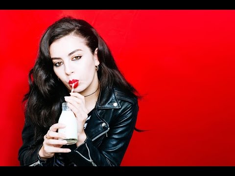 Charli XCX - So over you Lyrics + sub español