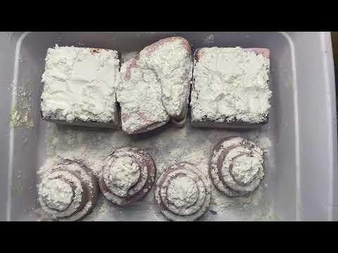 Cornstarch Covered Gym Chalk Reforms🩷🤍