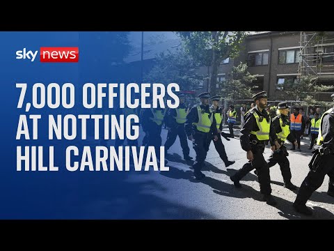 Notting Hill Carnival: 7,000 officers stationed at parade