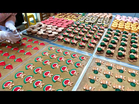 캐릭터 마카롱 금손 등장! 보기만해도 힐링되는 귀여운 캐릭터 마카롱 Making character macaron full of cuteness - Korean street food