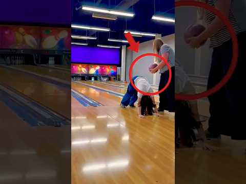 Tiba-tiba lempar Bowling 😱‼️#funny #faktaunik #shorts #viralvideo #viralshorts #viral