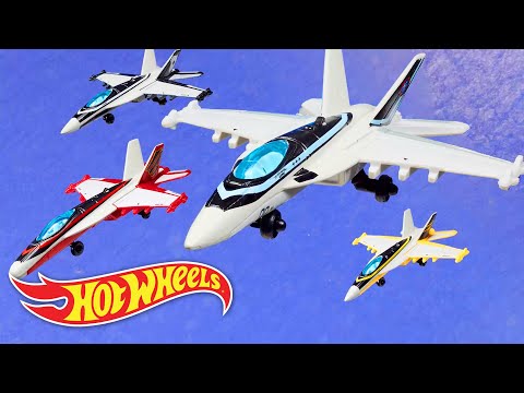 TOP GUN MAVERICK Flight School Adventures! 🛩️ | World of Hot Wheels | Matchbox