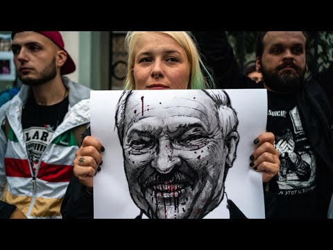 Biélorussie : mort d'un deuxième manifestant, le centre de Minsk bouclé