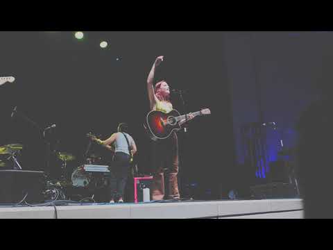 MUNA- Silk Chiffon (Live) @ TCU Amphitheater at White River State Park