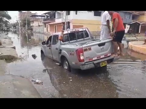 Piura: Lluvias provocan aniegos y charcos en diversas calles