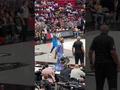 Michael Beasley and Young Thug at Big 3 game in Miami #big3 #fyp #viral #ysl #icecube #miami #