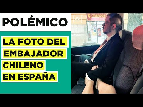 Polémica foto de embajador chileno en España que fue criticada por el Gobierno