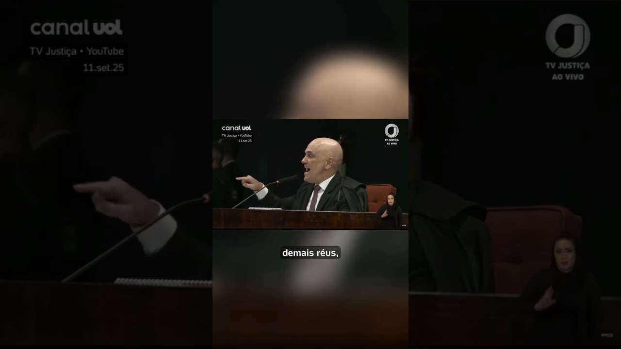 Moraes mostra imagens do 8 de janeiro com pedidos de intervenção militar e Bolsonaro como presidente