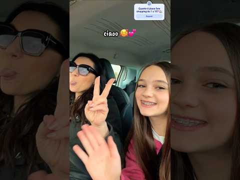 Adoro fare shopping con la mia mamma, e voi con chi andate in giro per negozi? 🛍️💕