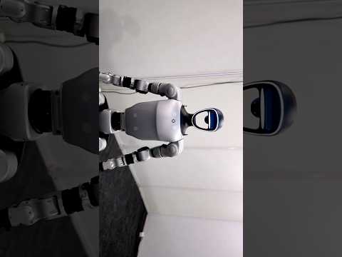 IIT Bombay Techfest’s International Exhibition 🚀 Humanoid Robot Unitree at IIT Bombay #robot