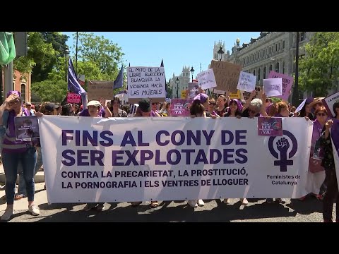 Miles de personas piden el fin de la prostitución en España