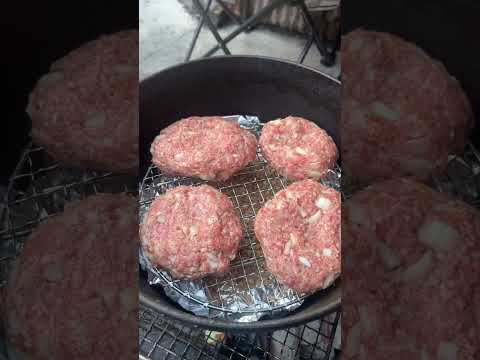 燻製ハンバーグ作ったら、肉汁がガチでやばいwww #shorts