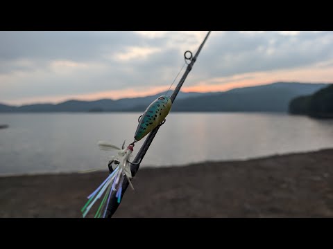 釣れるか桧原湖夕マズメ！オカッパリ【FishingLIVE】