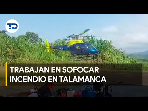 Utilizan helicóptero para sofocar incendio forestal en la zona indígena de Talamanca, Limón