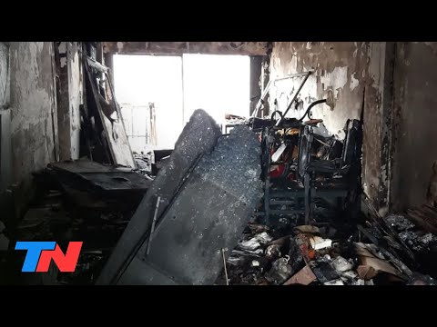 Los primeros rescatistas en llegar al edificio incendiado en Recoleta | NUESTRA TARDE