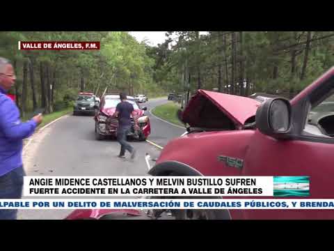 Leñazo y medio | Dos heridos, tras aparatosa colisión en carretera a Valle de Ángeles
