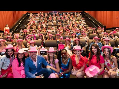 'Barbiemanía' invade Lima: Miles de peruanos se llaman Ken y Barbie