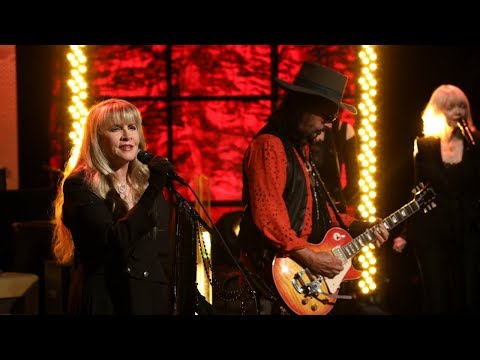 Fleetwood Mac Takes the Stage with "The Chain"