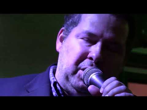 Carlos Jimenez en Willie's Steak House video por Jose Rivera11:8:23