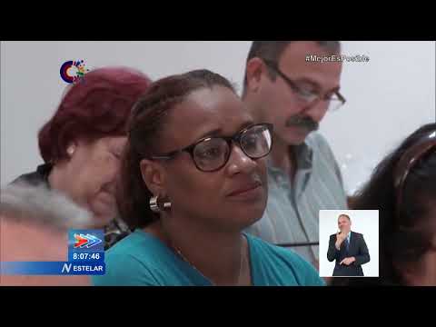 Primer ministro analiza Dinámica Demográfica en Cuba