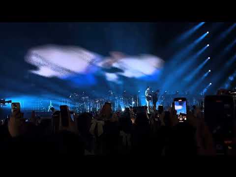 Gracie Abrams - Camden (Live in London, O2 Arena)