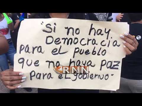 Continúan las protestas en Santiago contra la JCE