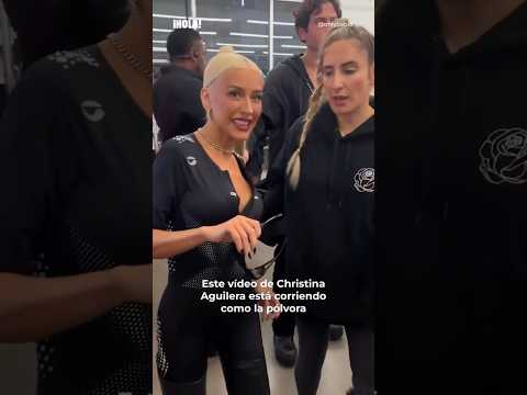 La última aparición de #ChristinaAguilera se hace viral por su cambio físico