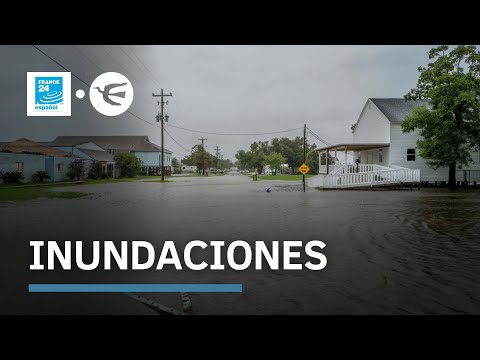 Huracán Francine se degrada tras llegar a Lousiana y provoca inundaciones