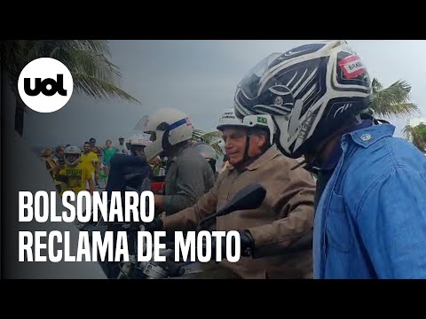 Bolsonaro reclama de moto usada por ele em motociata de Salvador