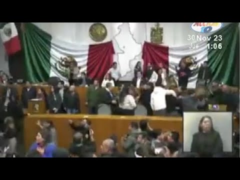 Entre golpes y empujones se eligió al gobernador interino de Nuevo León