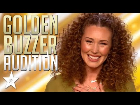 GREATEST SHOWMAN NEVER ENOUGH SINGER Loran Allred Gets GOLDEN BUZZER On BRITAIN'S GOT TALENT 2022 !