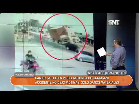 Camión volcó en plena rotonda de Caaguazú