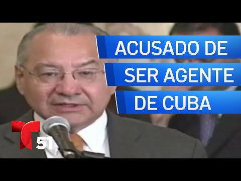Exembajador de EEUU acusado de servir como agente de Cuba