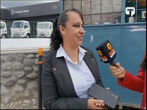 Carolina Mendoza desde parada improvisada de buses en av. Las Américas