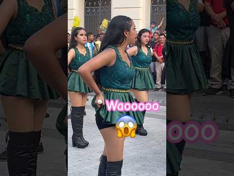Así se Limpia la Batuta  #4k #dance #viral #belleza #cachiporristas #live #baile #elsalvador4kjr