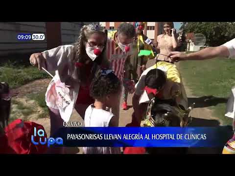 Payasonrisa lleva alegría y juguetes a niños del Hospital de Clínicas