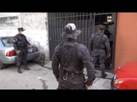 Tres detenidos fue el resultado de un operativo en varios puntos de Soyapango #elsalvador